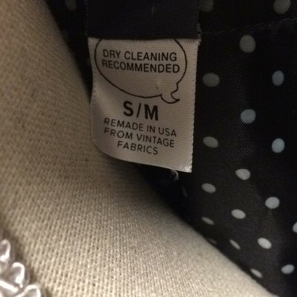 SOLD Vintage Urban Outfitters Gray Cape Modern - Picture 5 of 7